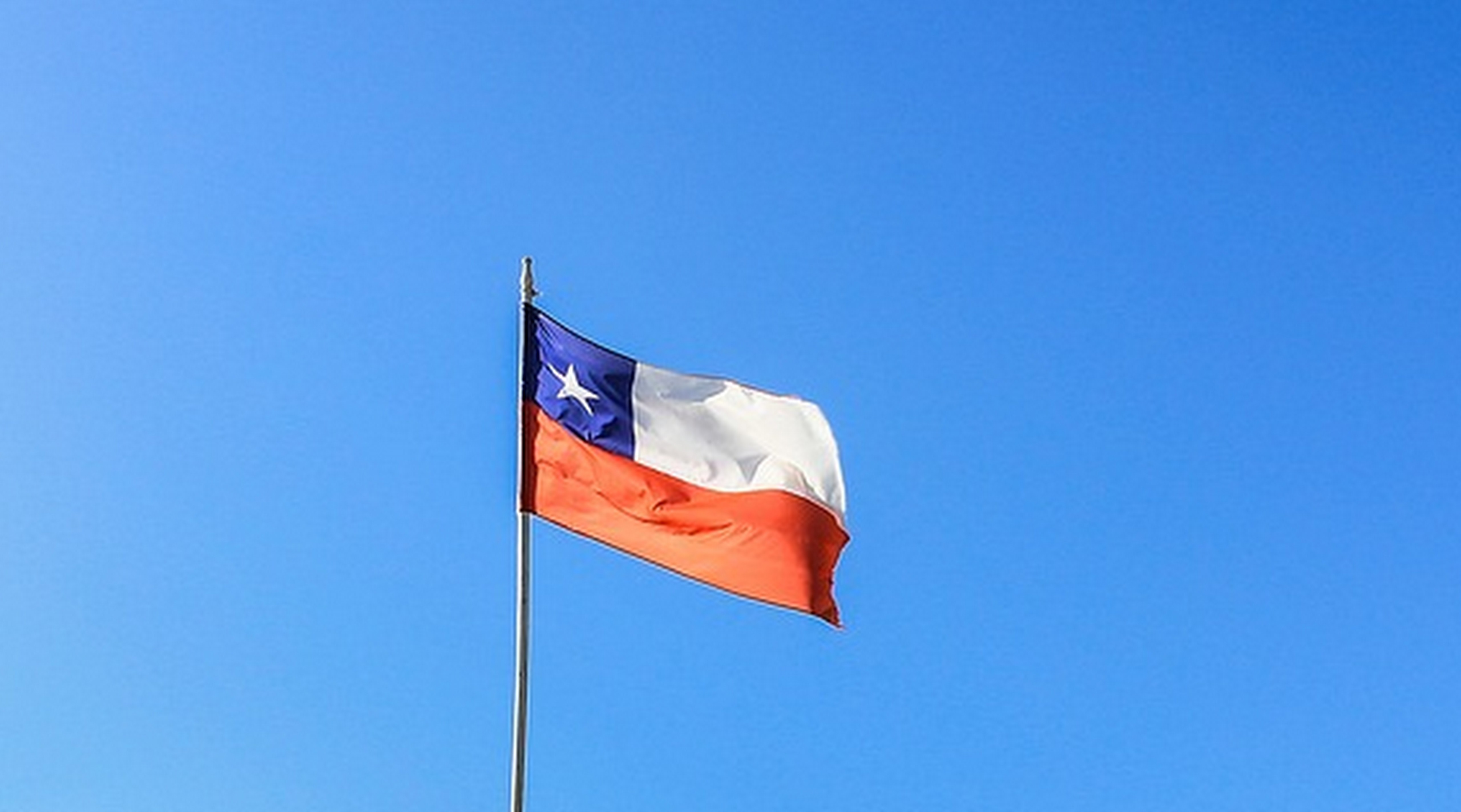 Cómo colocar la bandera chilena en Fiestas Patrias