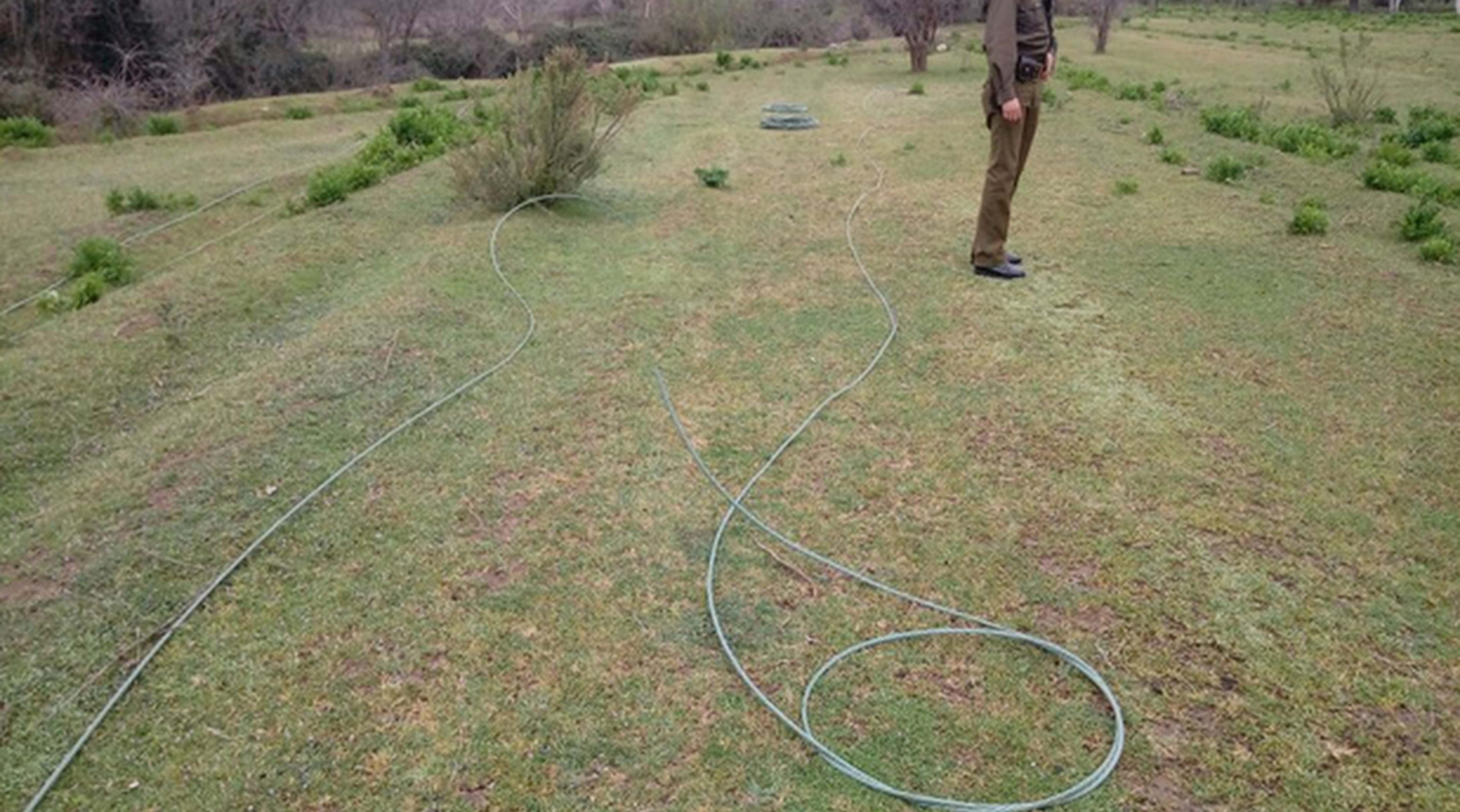 Frustran robo de cables de tendido eléctrico en Coya