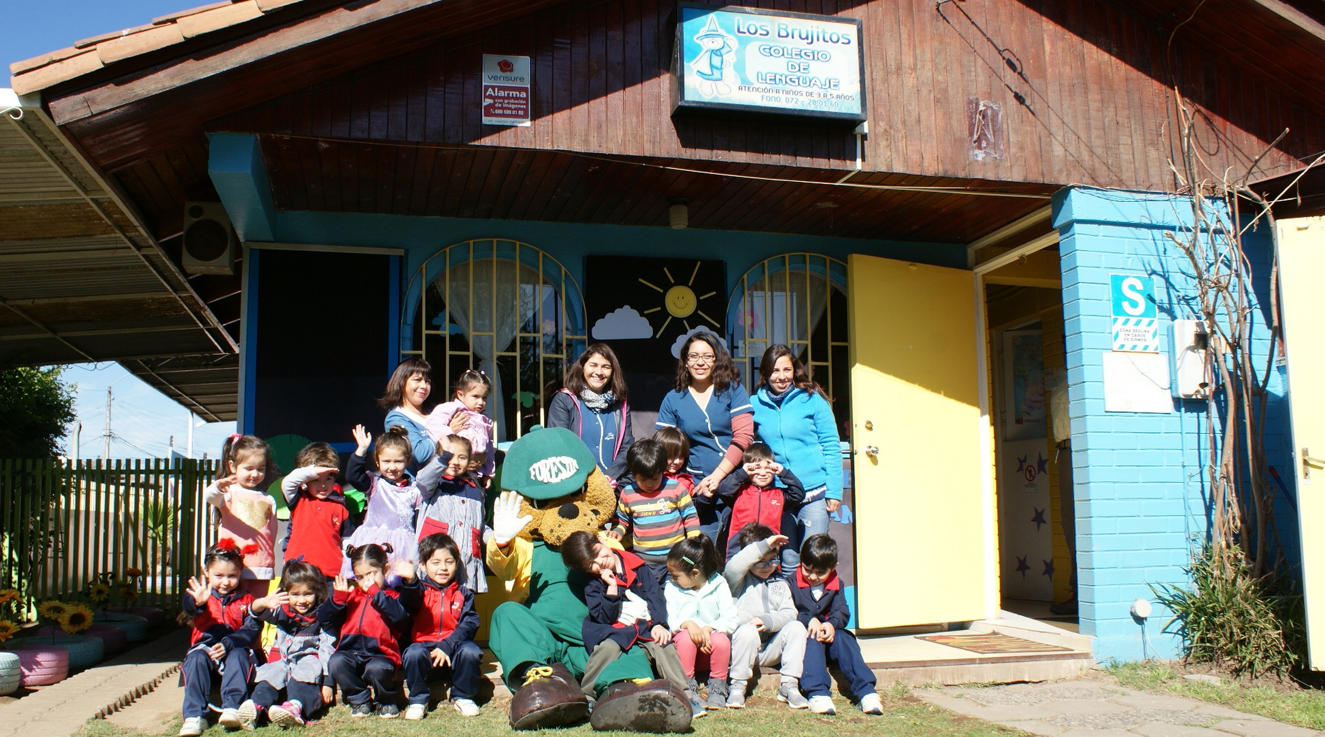 CONAF y Forestín visitaron a Colegio de Lenguaje Los Brujitos en Machalí