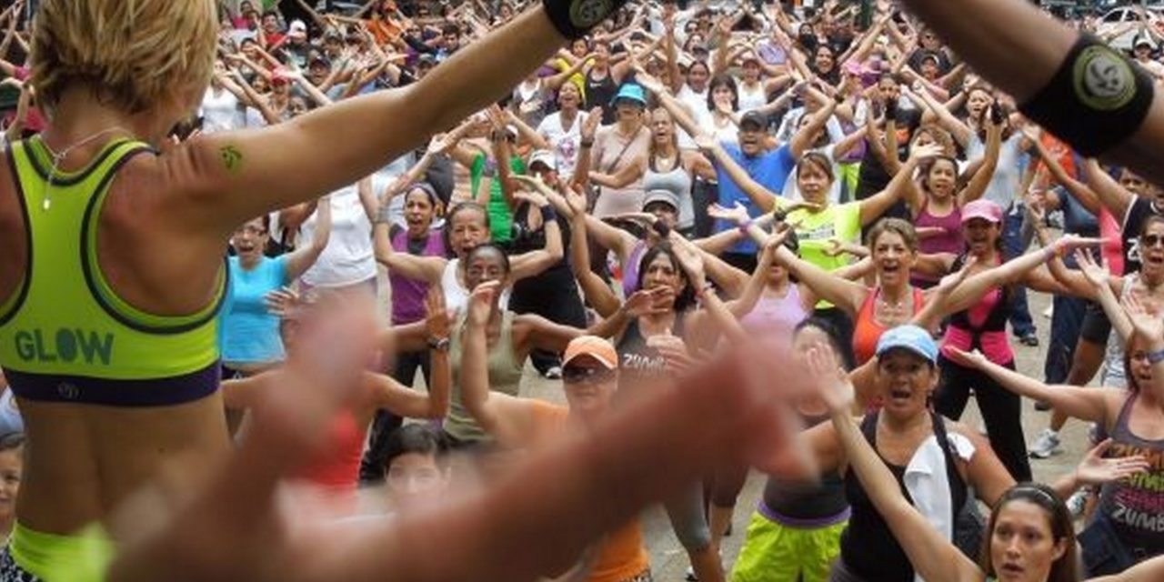 Gran zumbatón por el Día de la Mujer en Machali