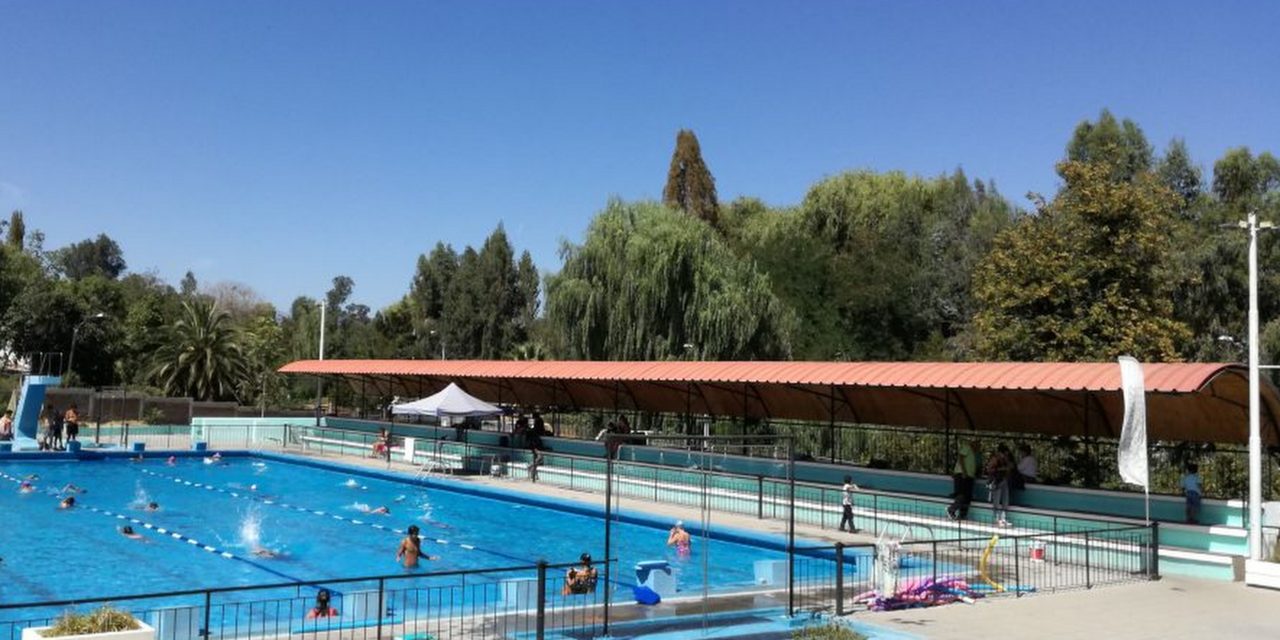 Con precios populares cierra este fin de semana la temporada de piscina en Machalí