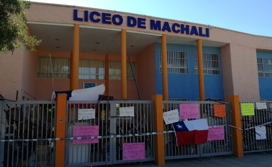 Estudiantes del Liceo de Machalí deponen toma