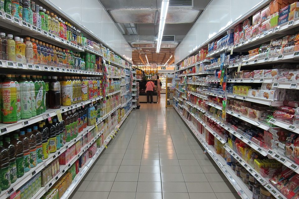 Comercio y supermercados estarán cerrados durante fiestas patrias