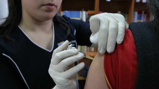 Vacunación contra el coronavirus: Esta semana pueden vacunarse los jovenes de 21 y 20 años