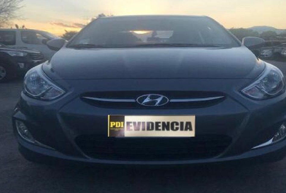 Recuperan automóvil en Machali