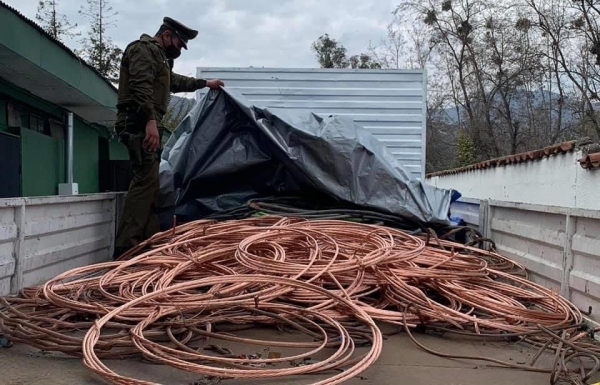 Cuatro detenidos por millonario robo de cables de cobre en Machalí