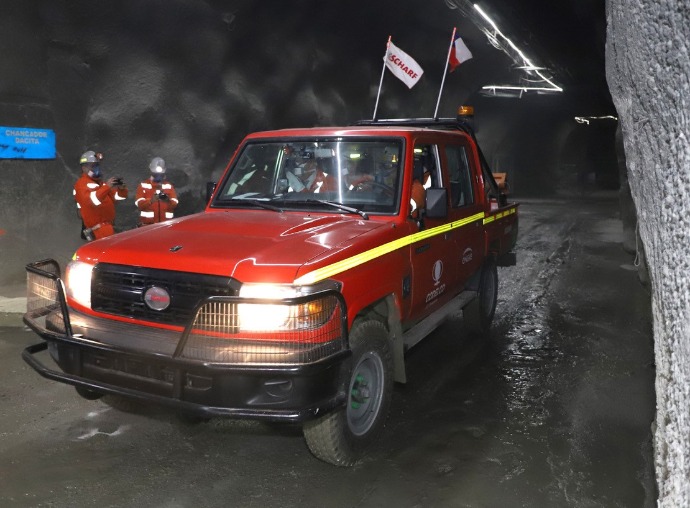 El Teniente cuenta con la primera camioneta minera eléctrica