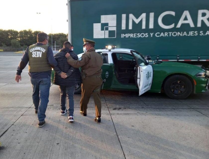 En tiempo récord Carabineros recuperaron auto robado en Machalí