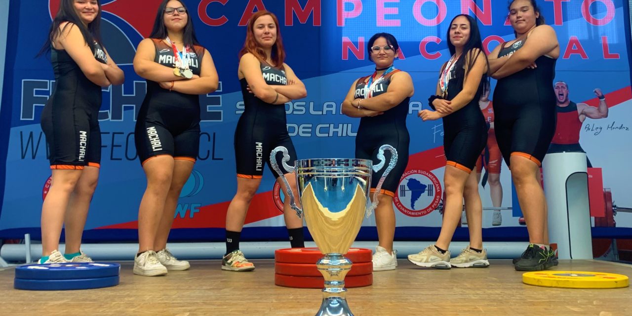 Machalinas son Campeonas Nacionales Juveniles  de Halterofilia año 2021