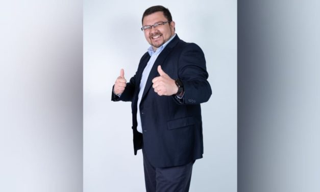 Conoce al Candidato a Senador Claudio Mella