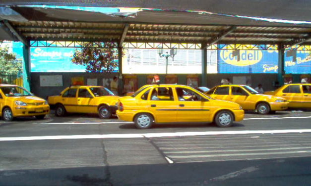 Sube el pasaje de Colectivos de Machali