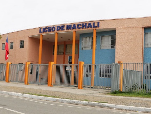 Anuncian medidas que se implementarán en el Liceo de Machalí tras homicidio de estudiante