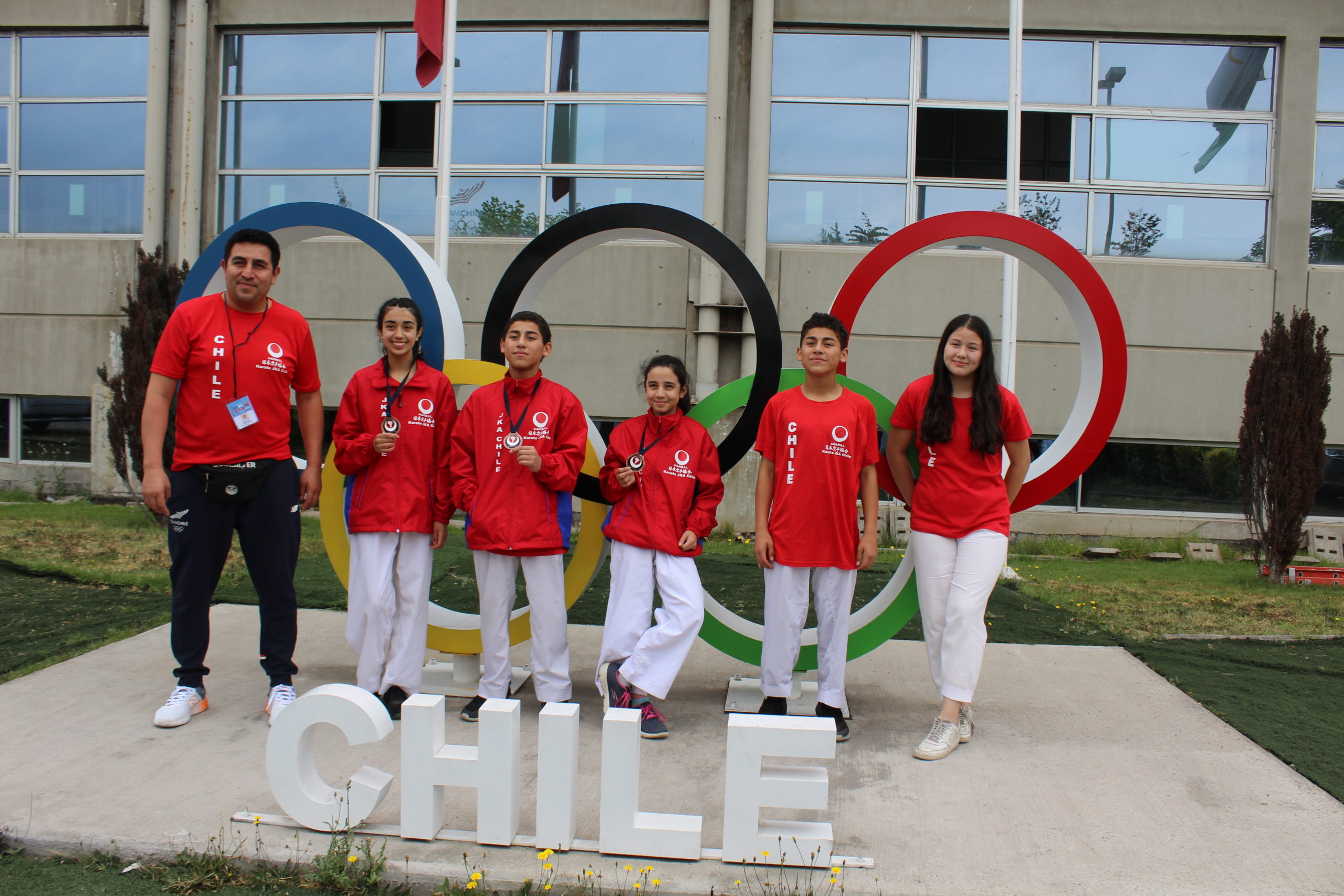 Machalinos compitieron en campeonato Panamericano de Karate JKA