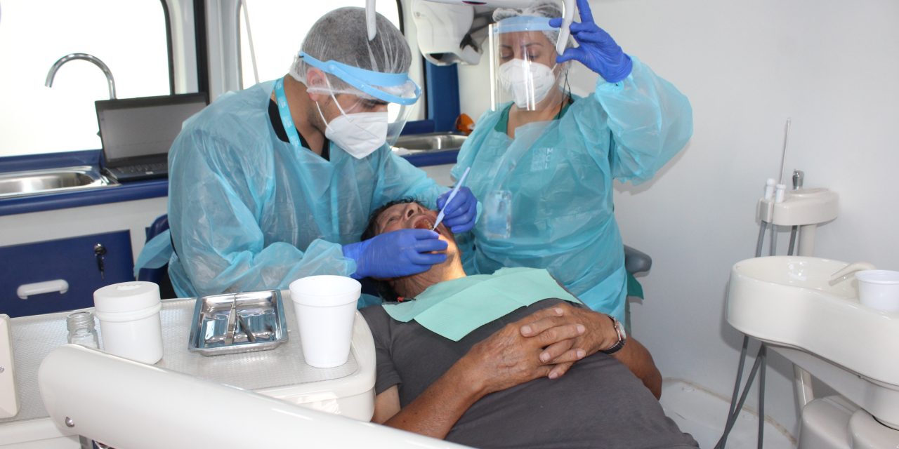 <strong>Machalí implementa una nueva forma de atención dental para sus adultos mayores</strong>
