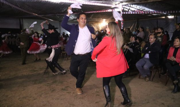 Este viernes se inauguran los festejos de Fiestas Patrias en Machalí y Coya