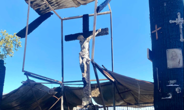 Incendio afectó al Cristo de La Hacienda de Machali